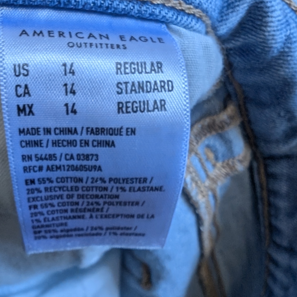 American Eagle Outfitters Light Blue Straight Leg Jeans - Picture 10 of 13